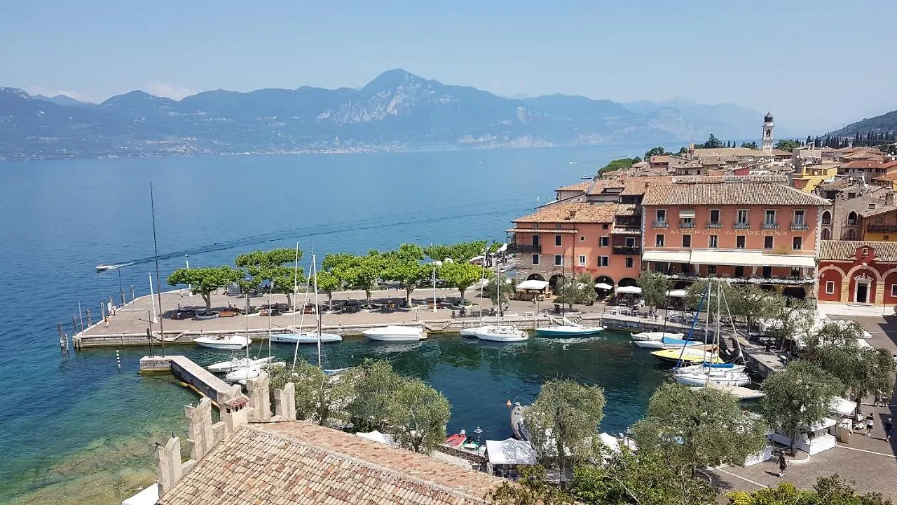 Al Piccolo Borgo Antico Apartment Torri Del Benaco