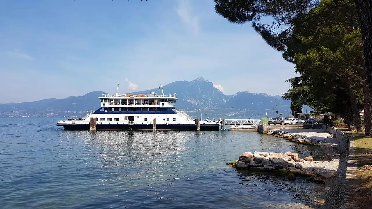 Al Piccolo Borgo Antico Apartment Torri Del Benaco Italy